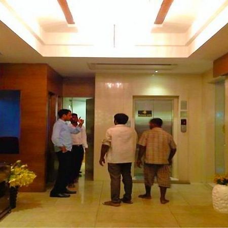Hotel Srivatsa Kākināda Εξωτερικό φωτογραφία